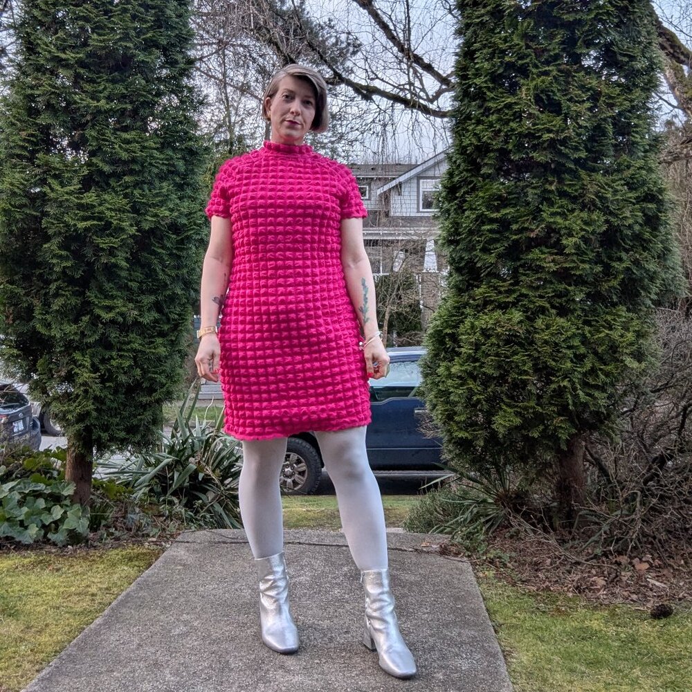 hot pink mod party dress - Picture 2 of 2